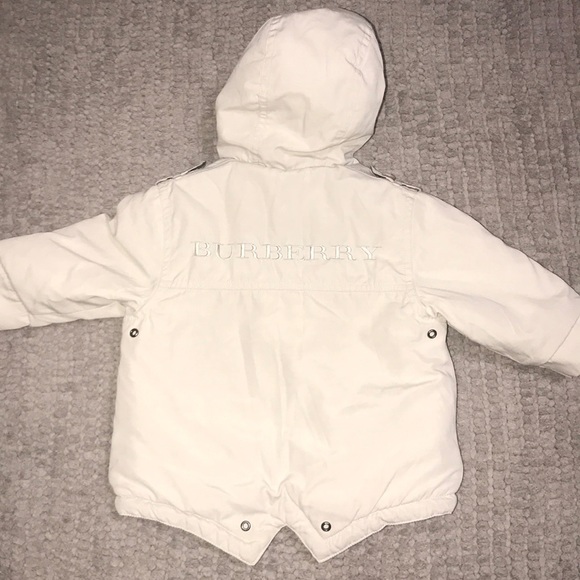 Infants Burberry Puffer Coat/Jacket 9M - Picture 2 of 4